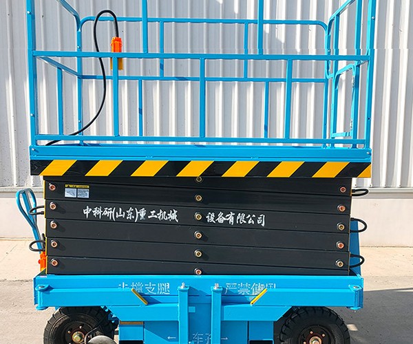 路桥自行走升降机